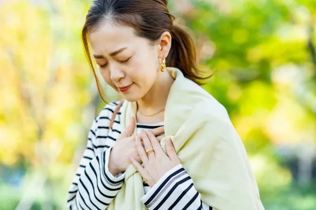 幼少期の愛着体験と社交不安障害、うつ病との関係