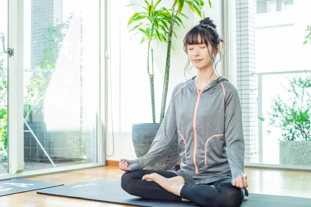 マインドフルネスがもたらす心の変化：「今ここ」に意識を向ける意義とは？